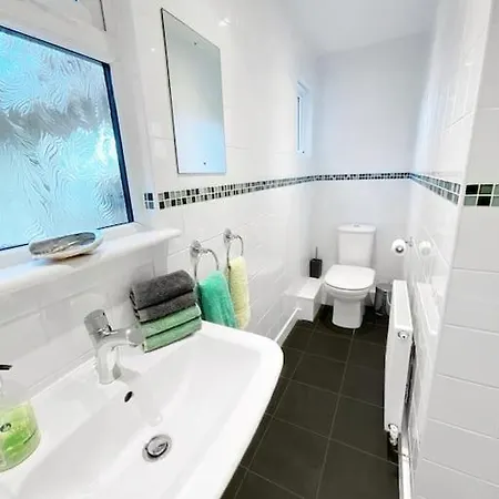 White Eden - Explore Cornwall From A Comfy