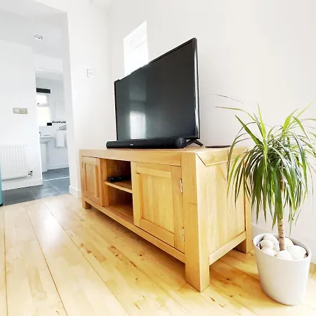 White Eden - Explore Cornwall From A Comfy St Austell